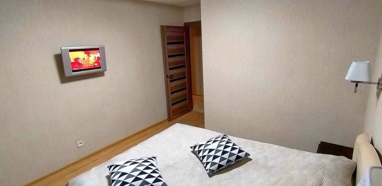 Molex Apartments 3 Chernihiv Ngoại thất bức ảnh