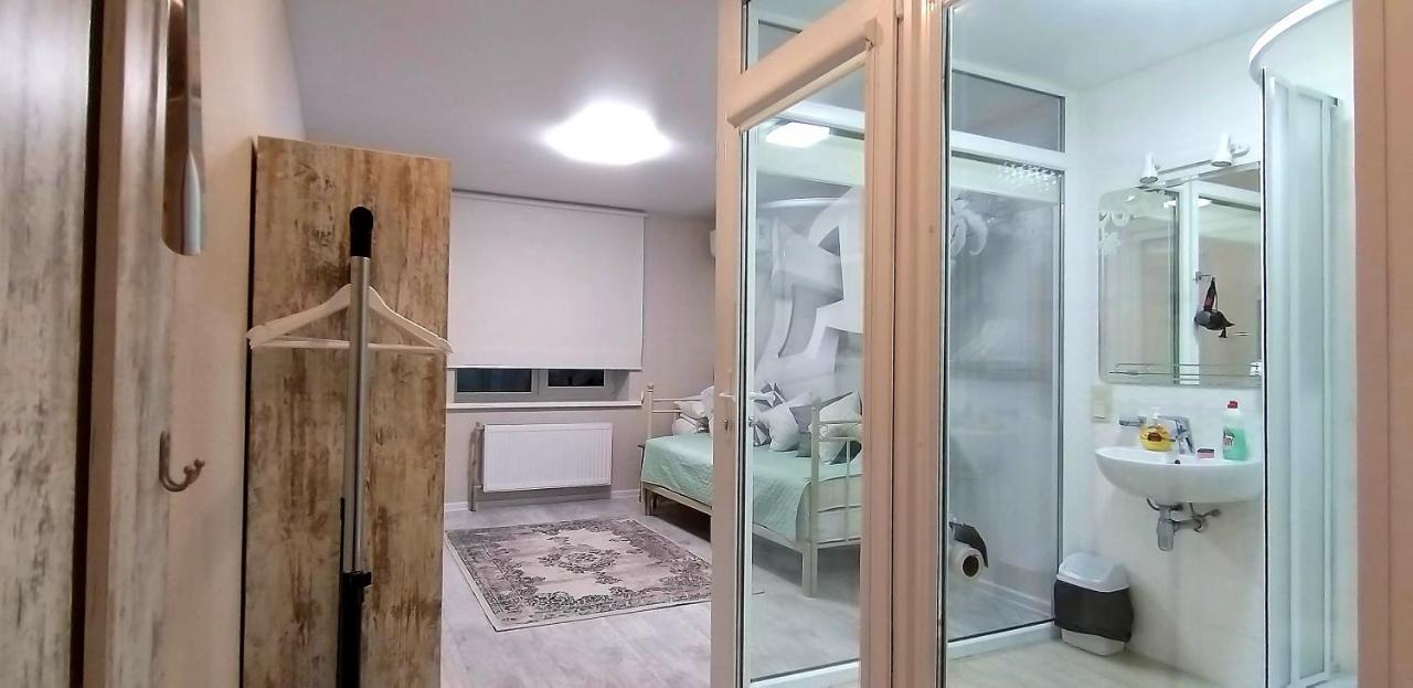 Molex Apartments 3 Chernihiv Ngoại thất bức ảnh