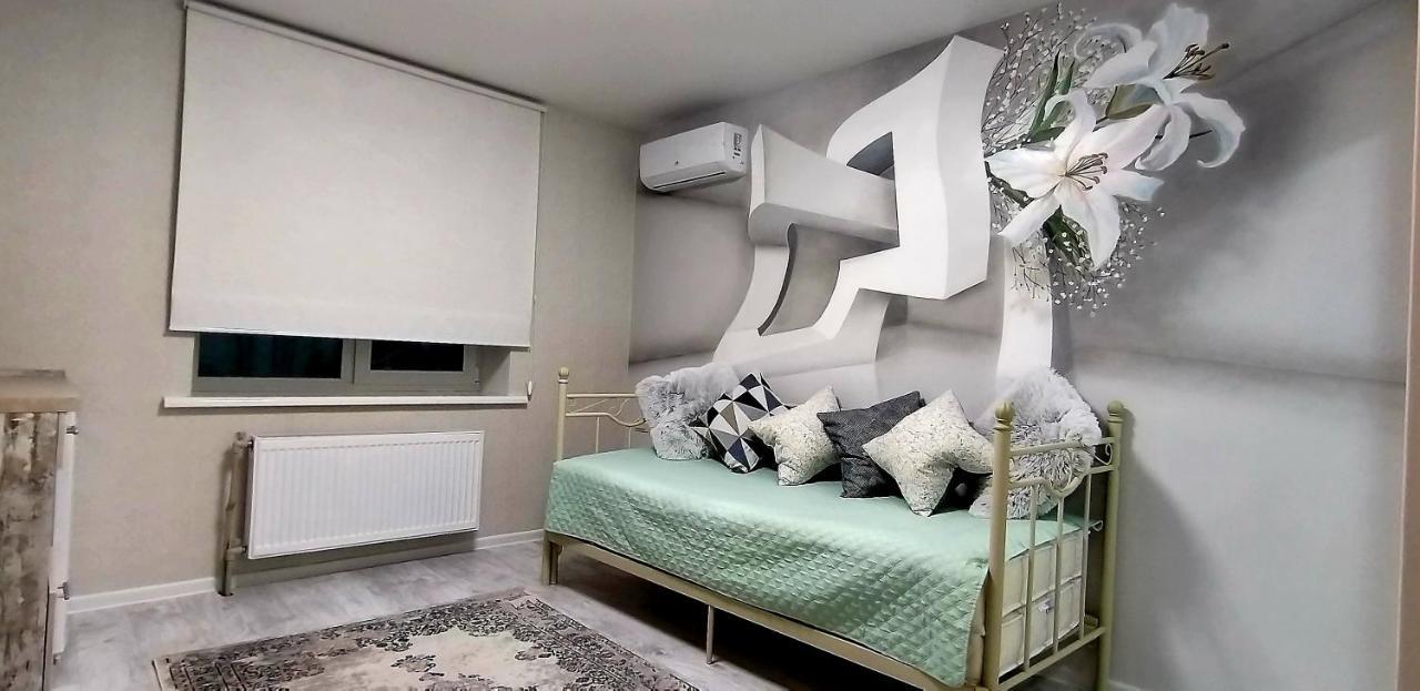 Molex Apartments 3 Chernihiv Ngoại thất bức ảnh